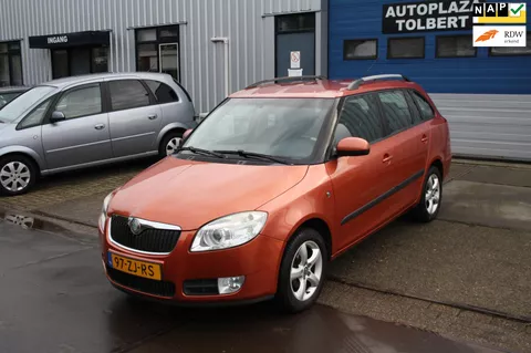 Skoda Fabia Combi 1.4-16V Sport BJ'08 AIRCO CRUISE