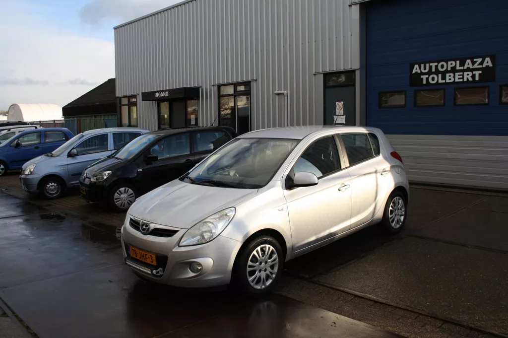 Hyundai I20 1.2i DynamicVersion BJ'09 AIRCO EXPORT ONLY